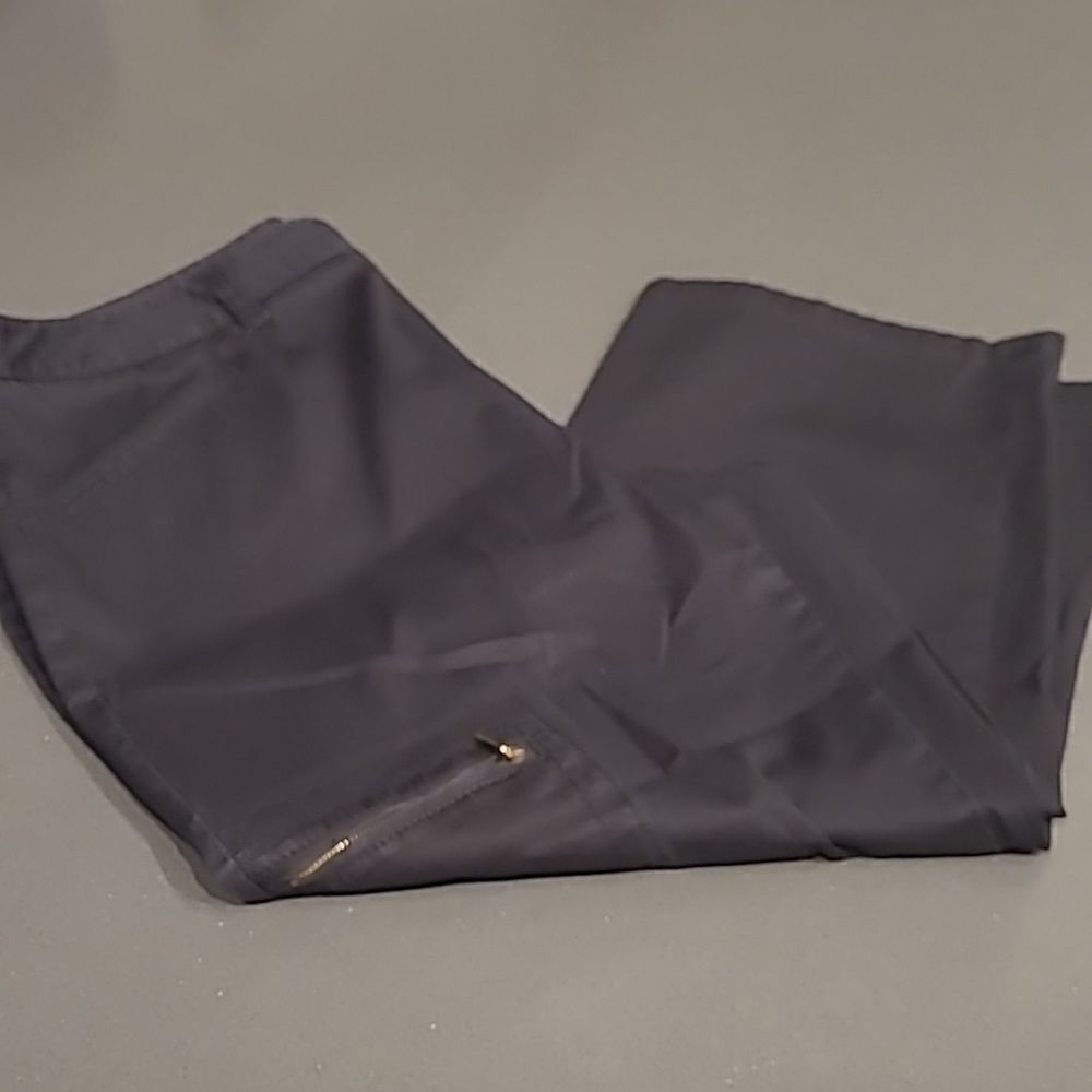 Raffaello sz 14 black capri pants